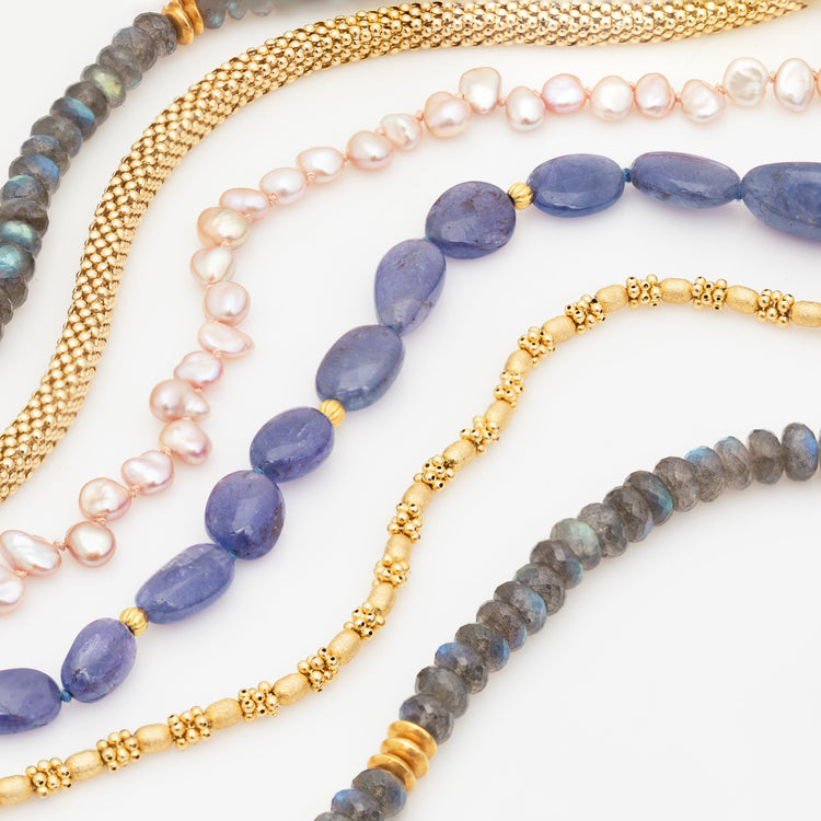 Necklaces & Pendants