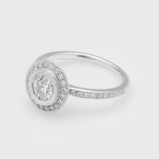 Halo Hearts on Fire Diamond Ring