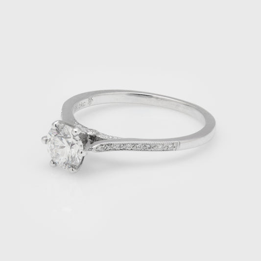18k White Gold Diamond Ring