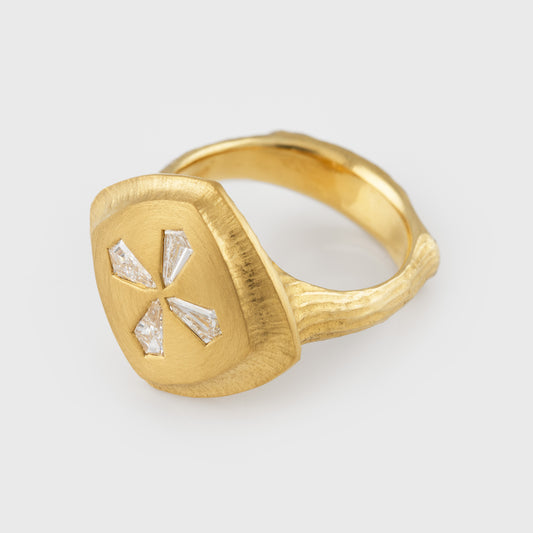 Kite Diamond 22k Gold Ring