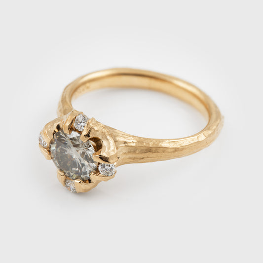 Fancy Gray Diamond Ring