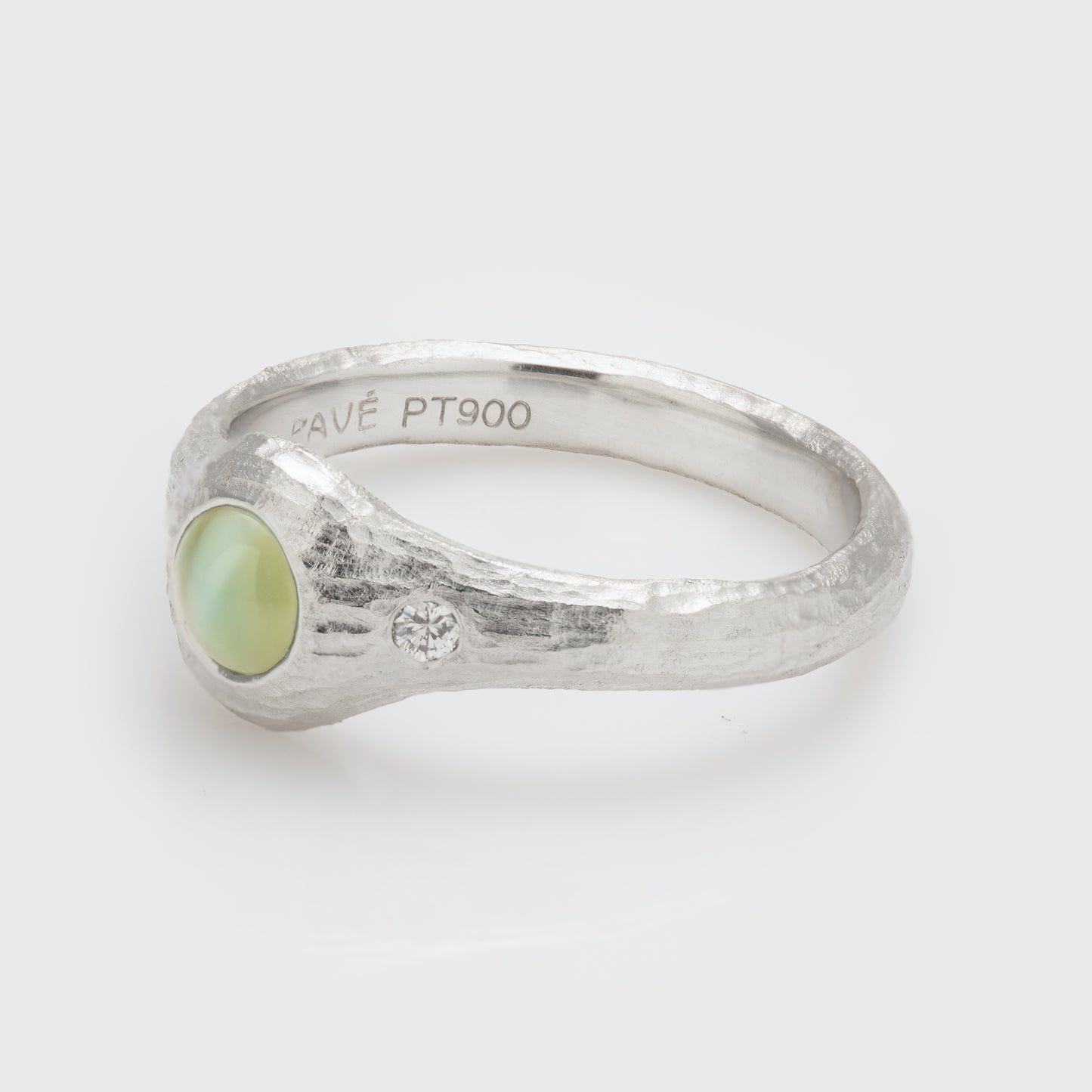 Cat's Eye Chrysoberyl Ring