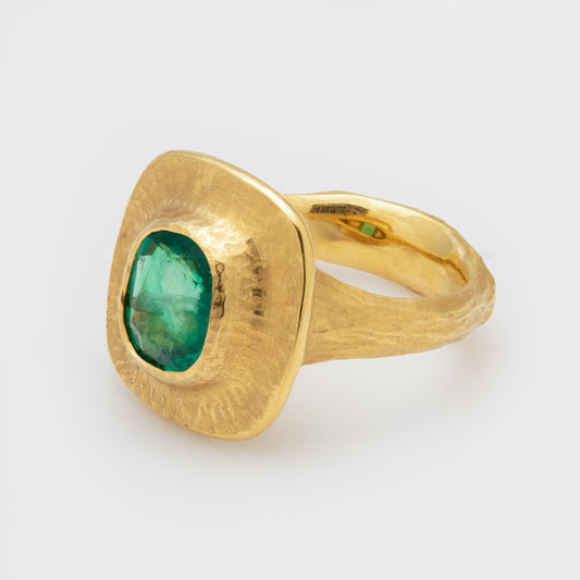 Statement Yellow Gold and Emerald Ring