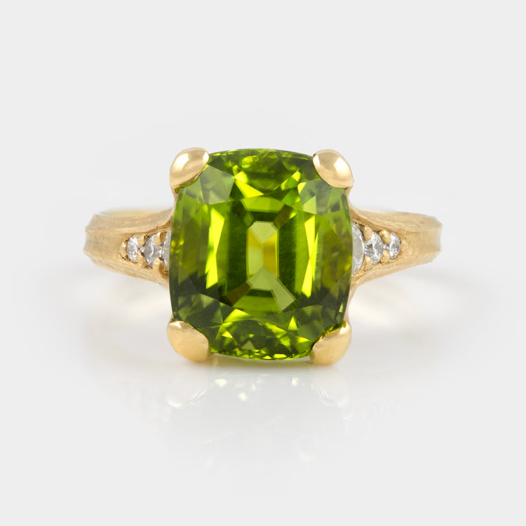 Peridot Royal Gold Ring