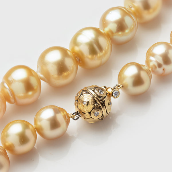Golden Pearl Necklace with "Lilies" Ball clasp