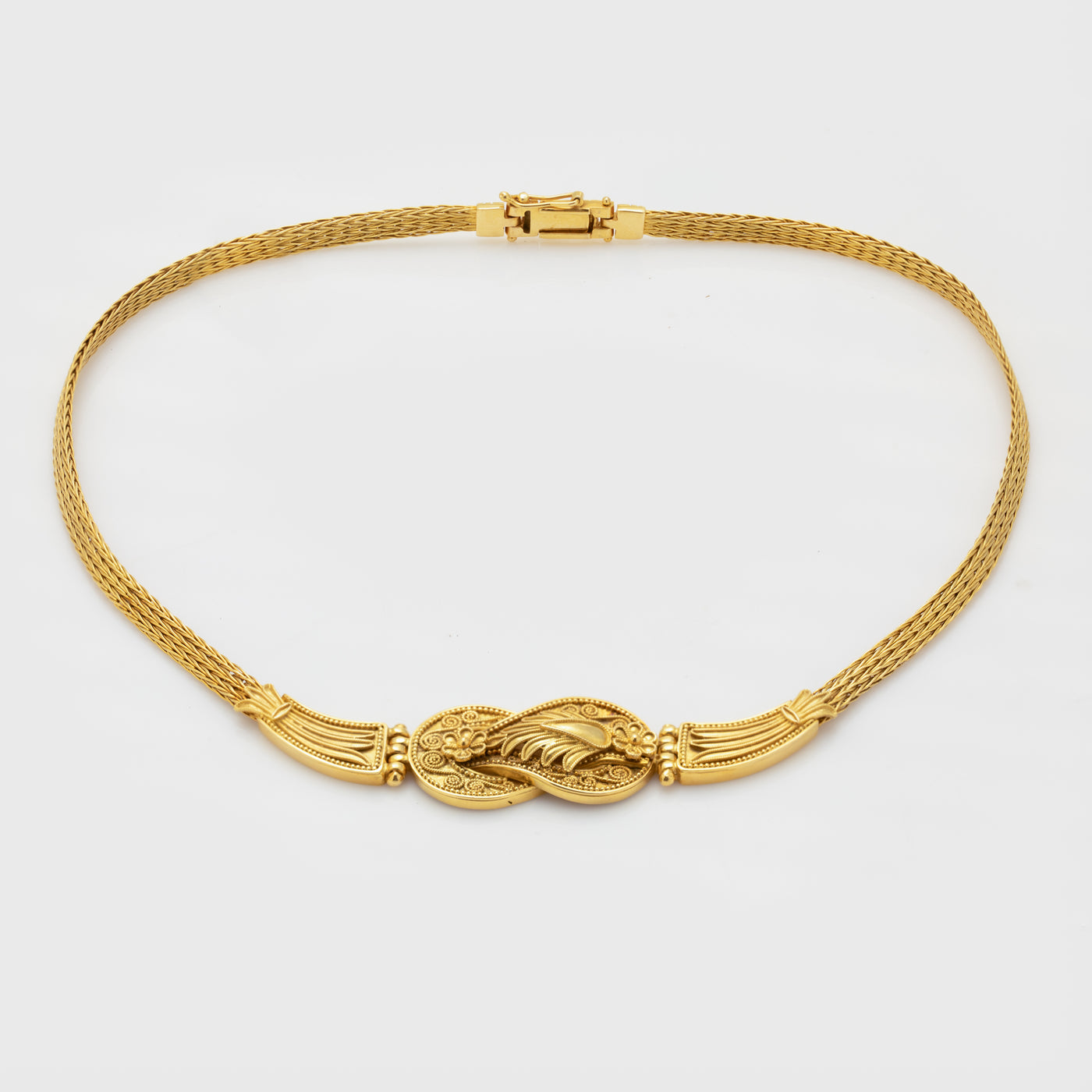 Floral & Filigree design necklace