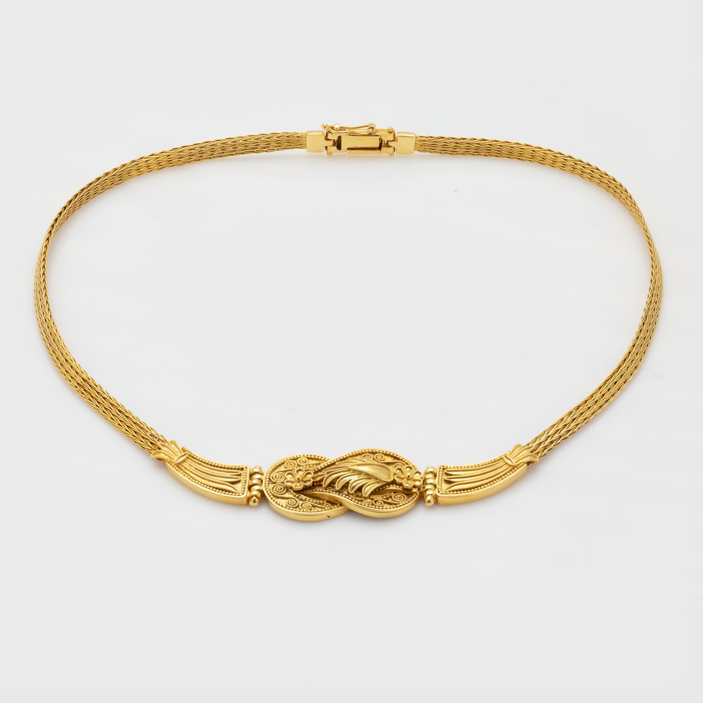 Floral & Filigree design necklace