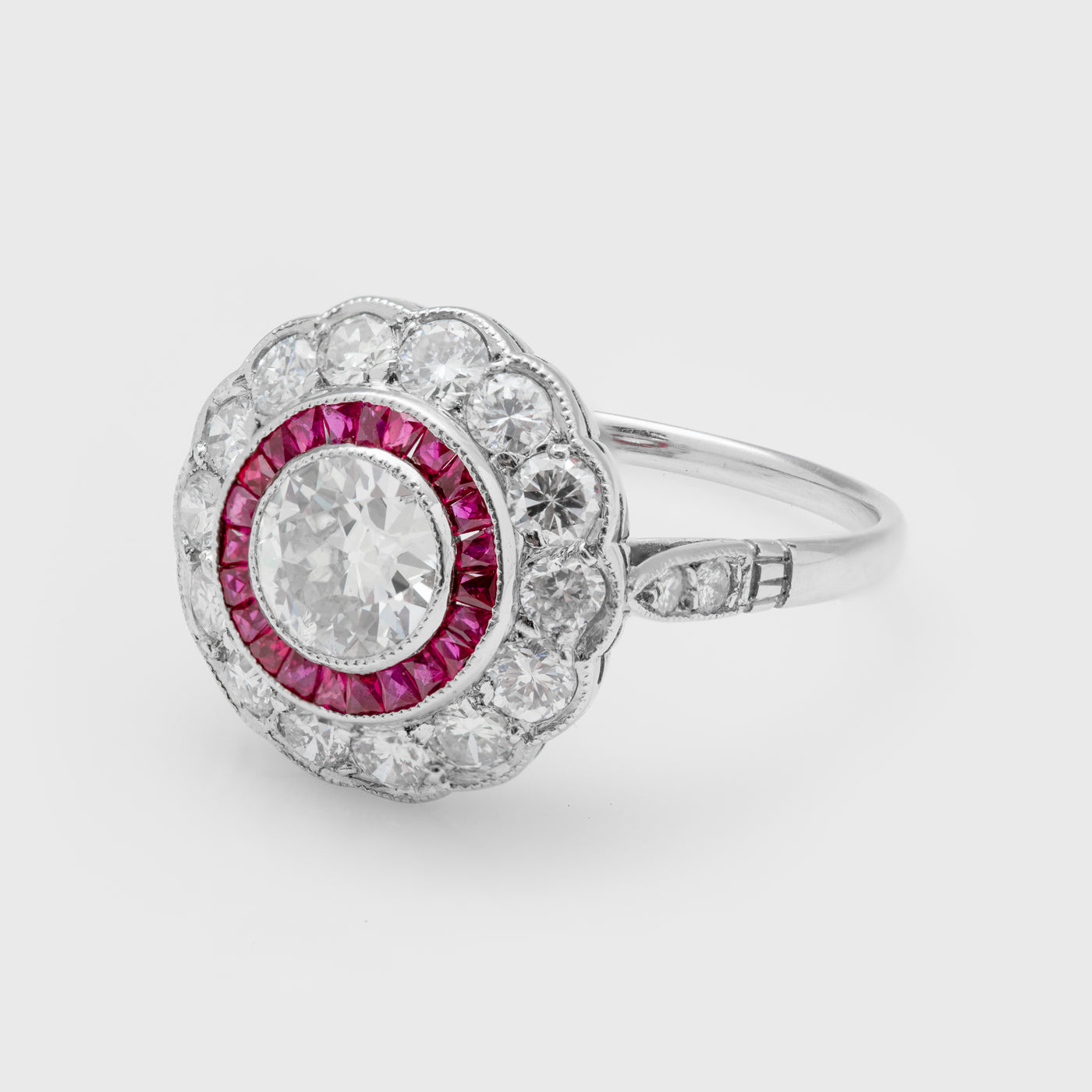 Vintage Diamond & Ruby Ring