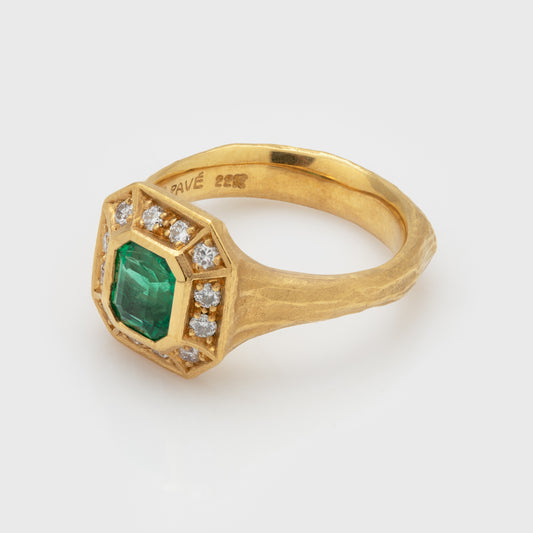 22k Emerald Ring