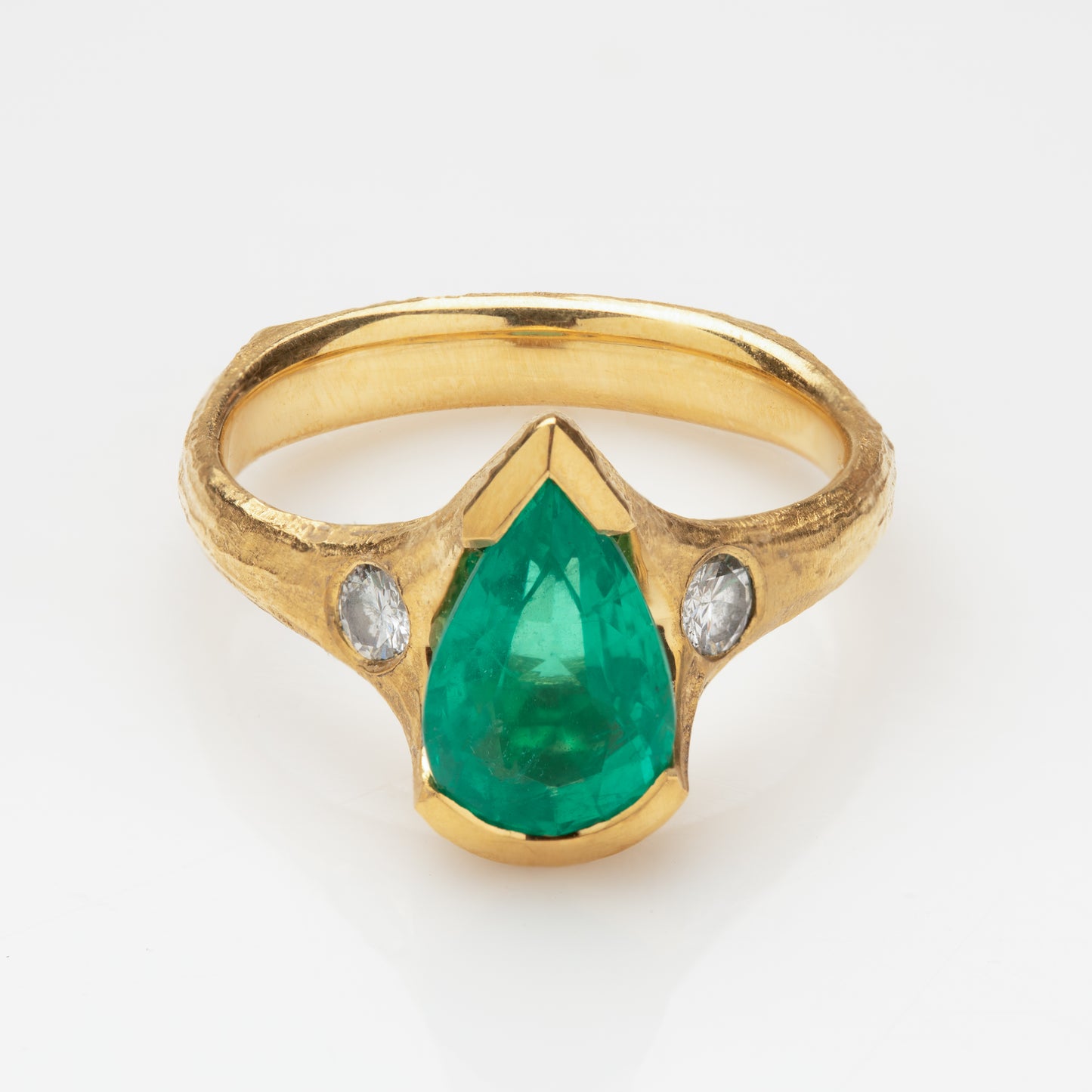 Pear Emerald Ring