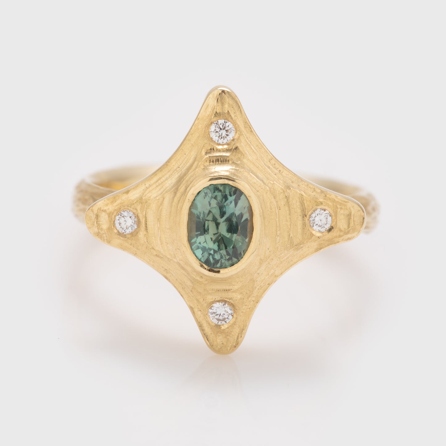 18k Gold Alexandrite   Ring