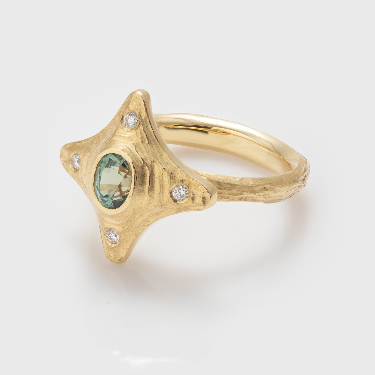 18k Gold Alexandrite   Ring