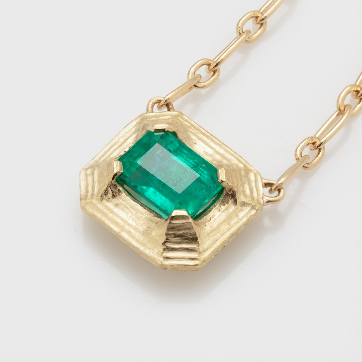 Royal Gold Emerald Necklace