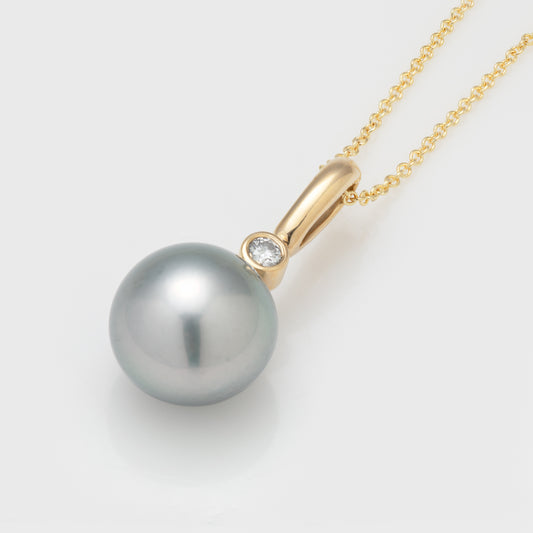 Akoya Pearl & DIamond Necklace