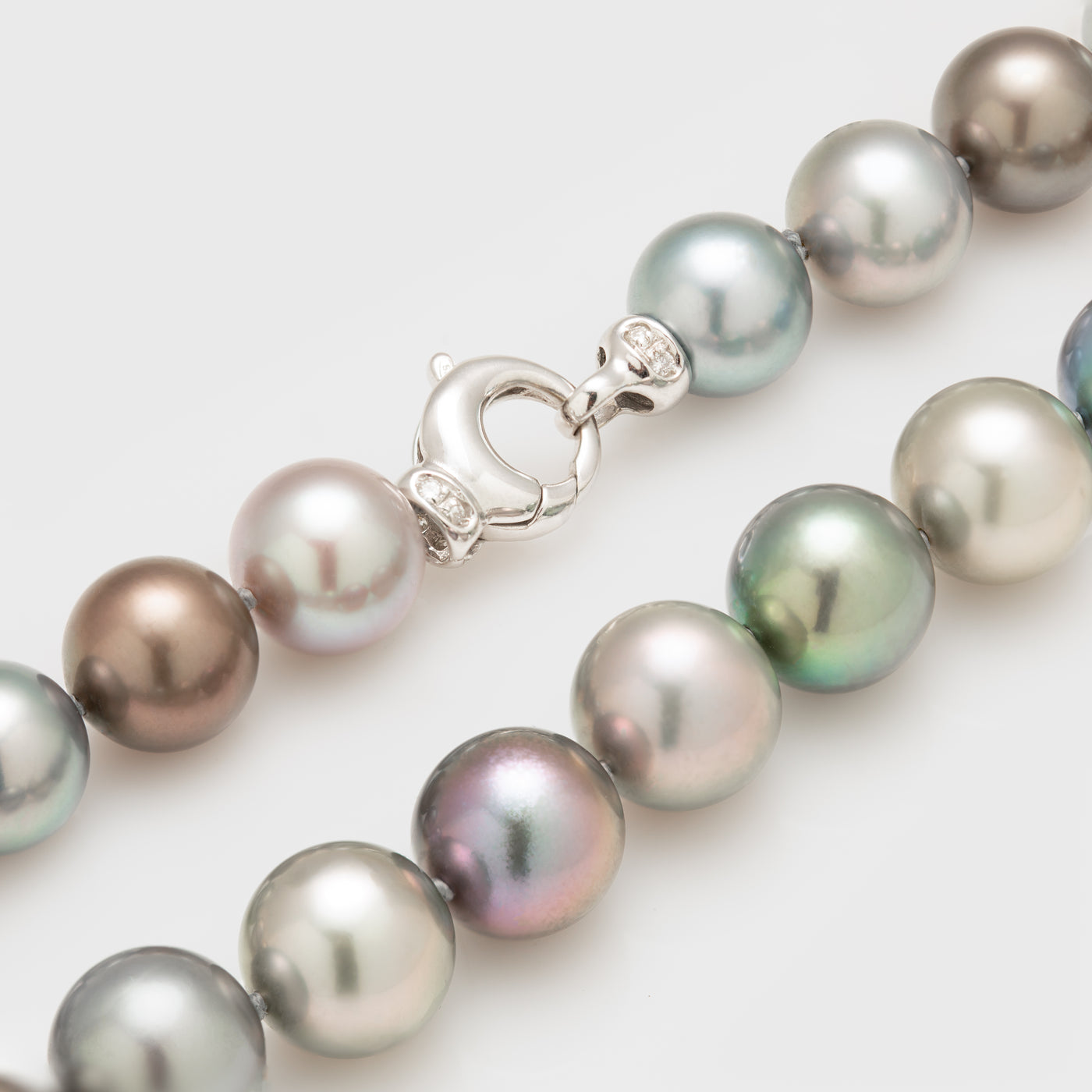 Black & Green-Gray Tahitian Pearl Necklace