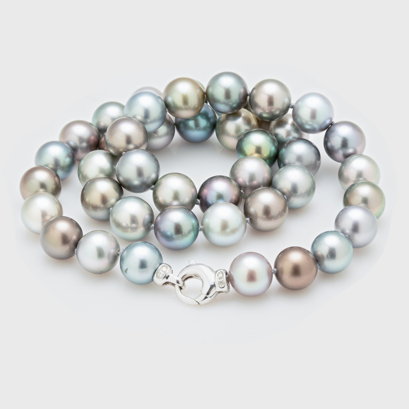 Black & Green-Gray Tahitian Pearl Necklace