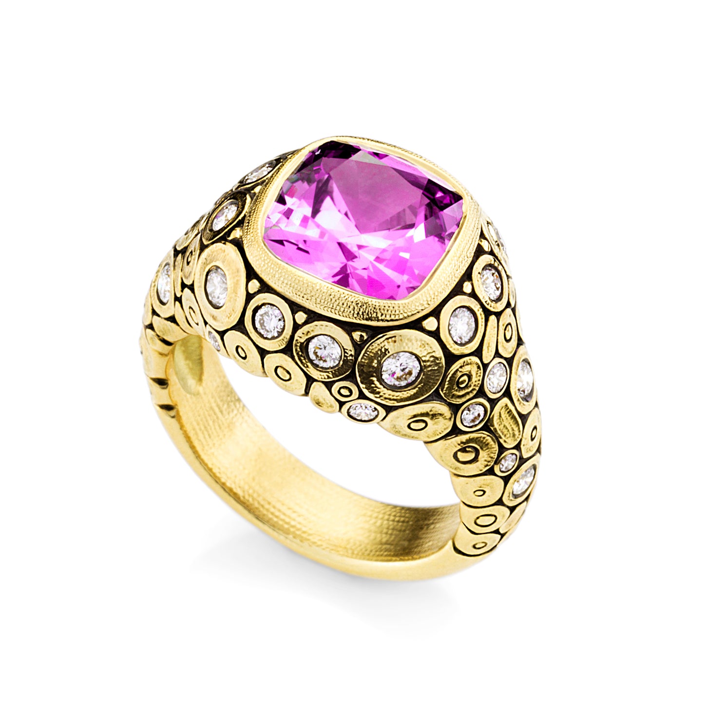 18K Lilly Cushion Ring