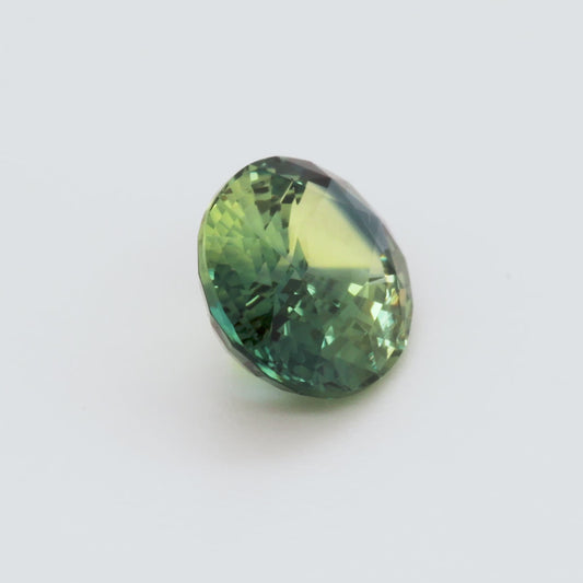 Oval Faceted Bi-Color Green and Yellow Sapphire, 4.01ct