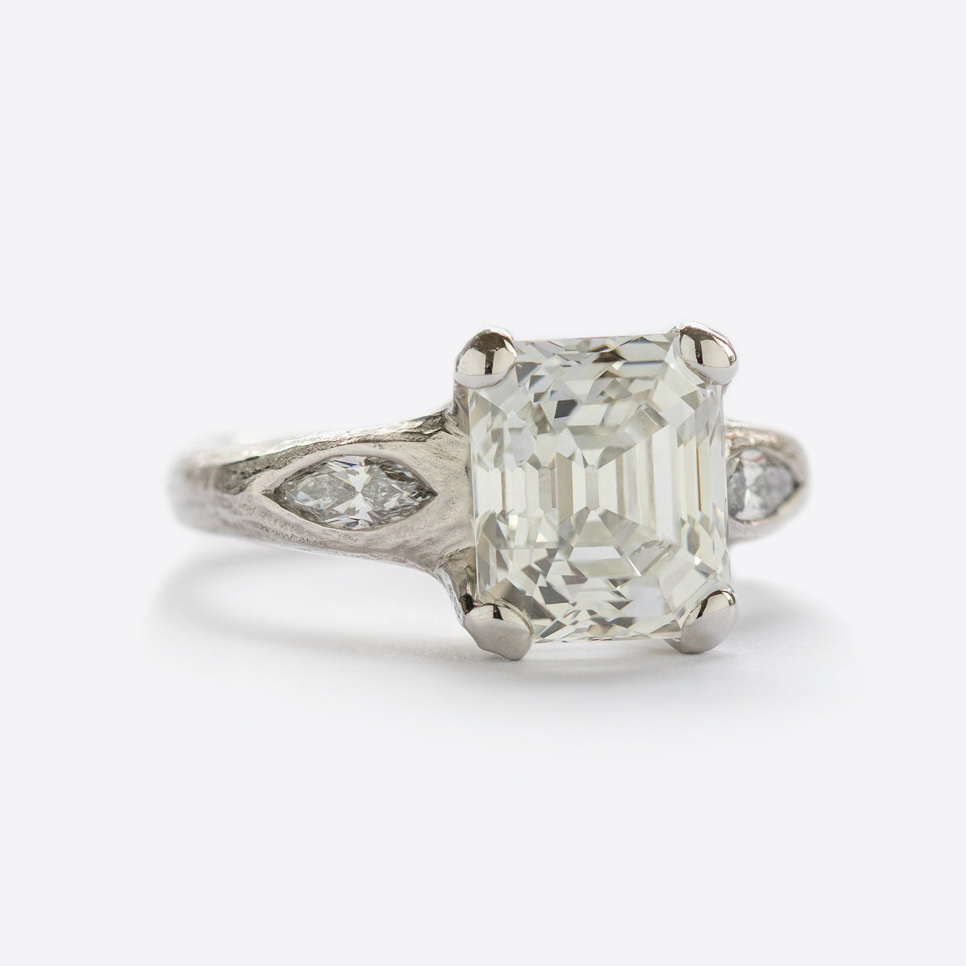 "White Star" Ring